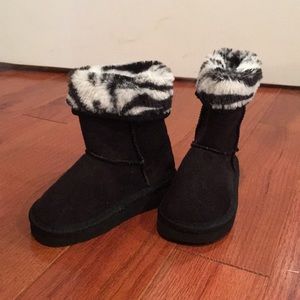 Black Zebra Fur Lined Baby/Todd. Winter Boots sz 5